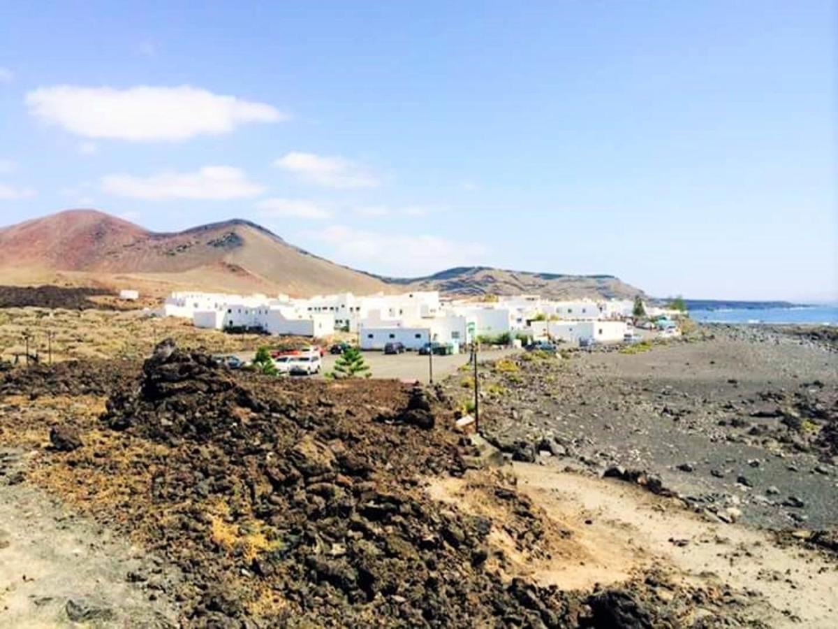 فيلا Cozy House In El Golfo + Terrace المظهر الخارجي الصورة
